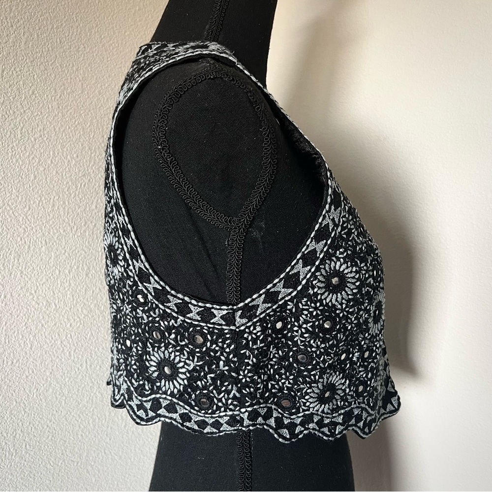 Free People Black and White Patterned Vest - Picture 7 of 9